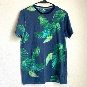 Small Old Navy Tropical Leaves and Palms Soft Tshirt